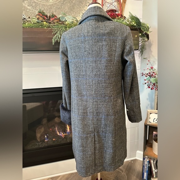 A NEW DAY GRAY BLUE PLAID SIZE M WOMENS MIDSIZED COAT WITH REMOVABLE SLEEVE MUFF - Picture 2 of 16